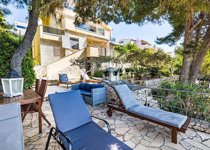 Apartment Tina-2 By Interhome Trogir
