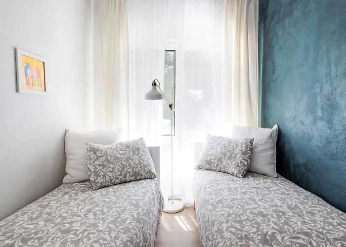 Apartamento Tina-2 By Interhome